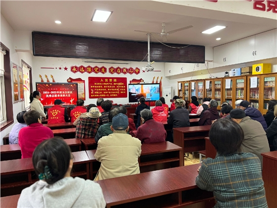 人大代表助力3?5表彰志愿，传承雷锋精神
